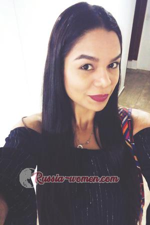 176528 - Laura Age: 38 - Colombia