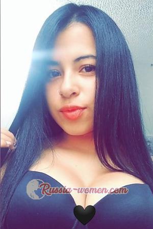 194494 - Laura Age: 26 - Colombia
