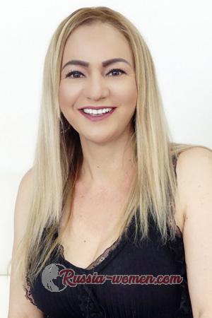 203847 - Silvia Age: 49 - Colombia