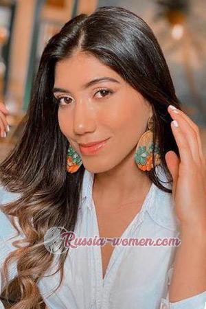 210799 - Ana Age: 27 - Colombia