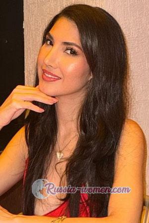 210802 - Laura Age: 36 - Colombia