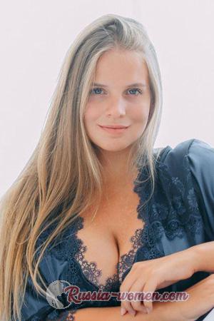 212204 - Elizaveta Age: 25 - China