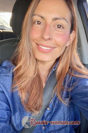 225607 - Laura Age: 37 - Costa Rica