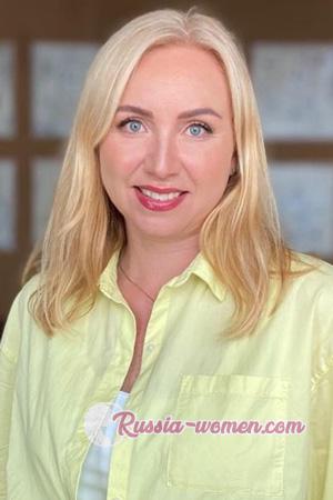 227687 - Luliia Age: 53 - Mexico