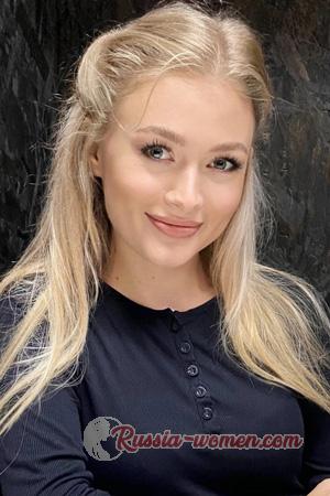 228426 - Yevheniia Age: 28 - Ukraine