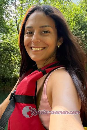 229512 - Daniela Age: 36 - Costa Rica